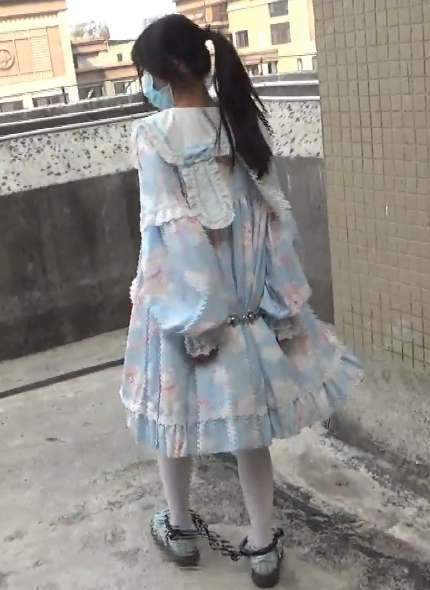 0956
