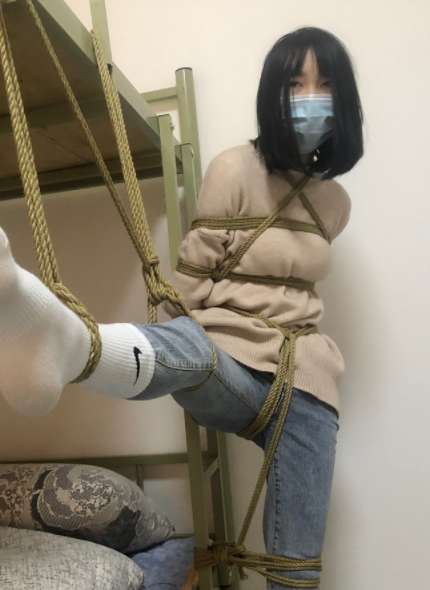 0956