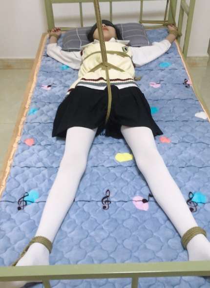 0956