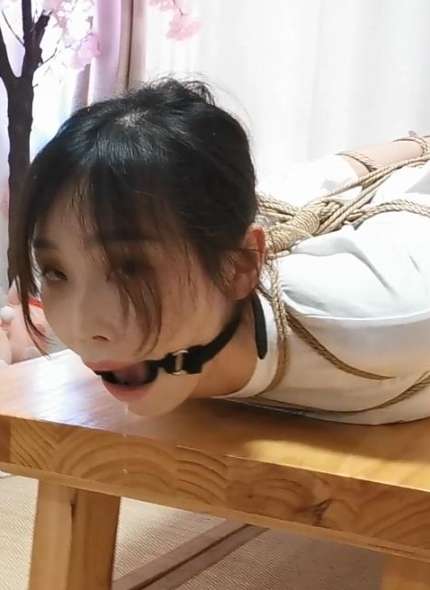 0956
